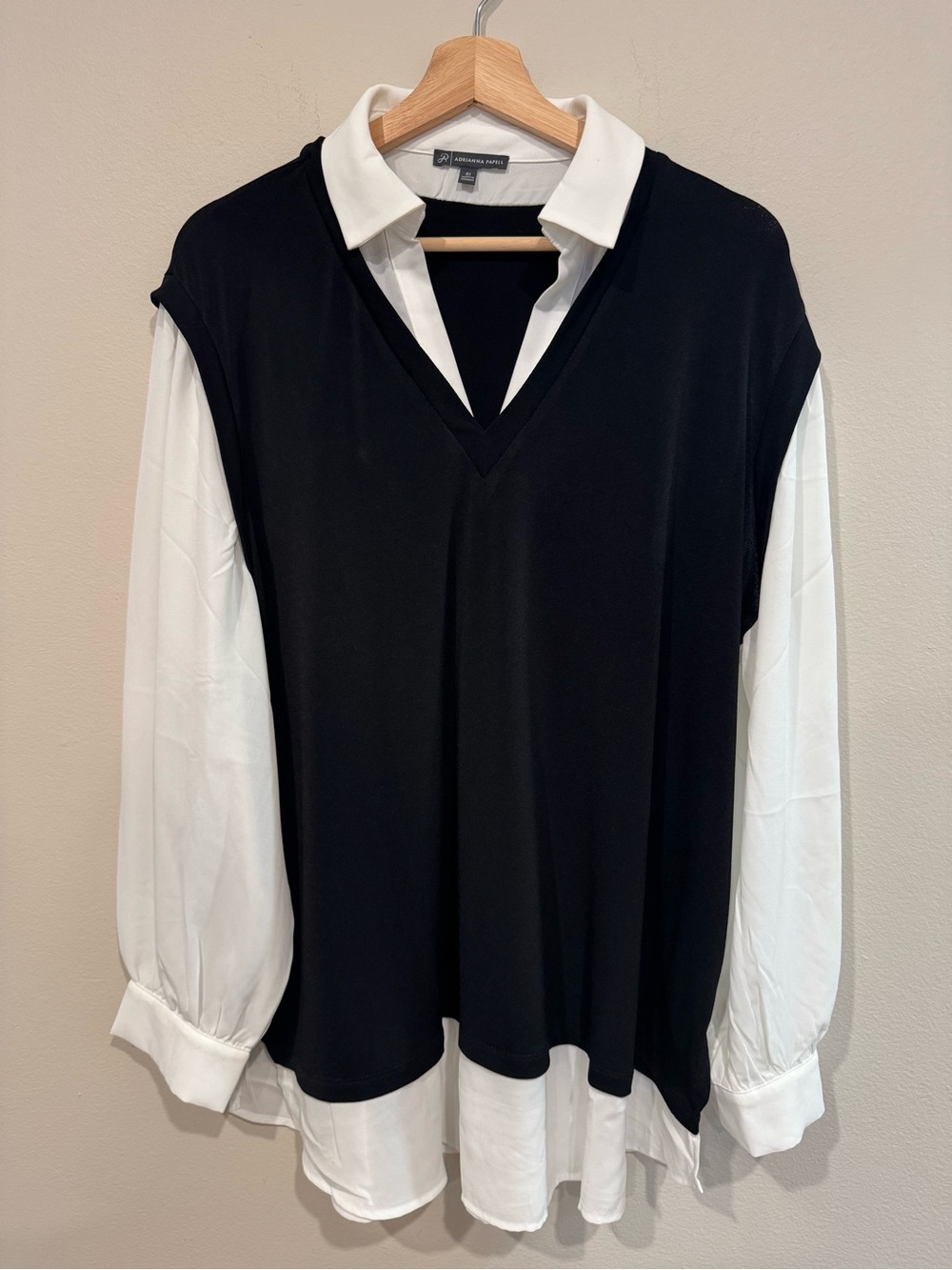 Adrianna Papell 2X Black White Layered V-Neck Blouse